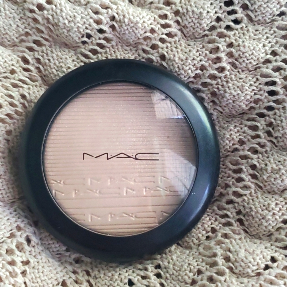 MAC Double Gleam Extra Dimension Skinfinish/ Highlighter